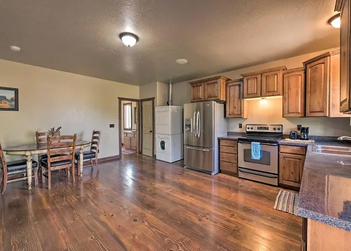 Well-Appointed Sterling Casita With Full Kitchen!