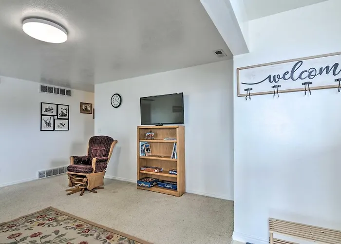 Off-Road Adventure Hub! Aurora Apt W/ Trail Access
